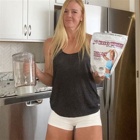 holly holm hot|Video & Photo Gallery – Official Website of Holly Holm。